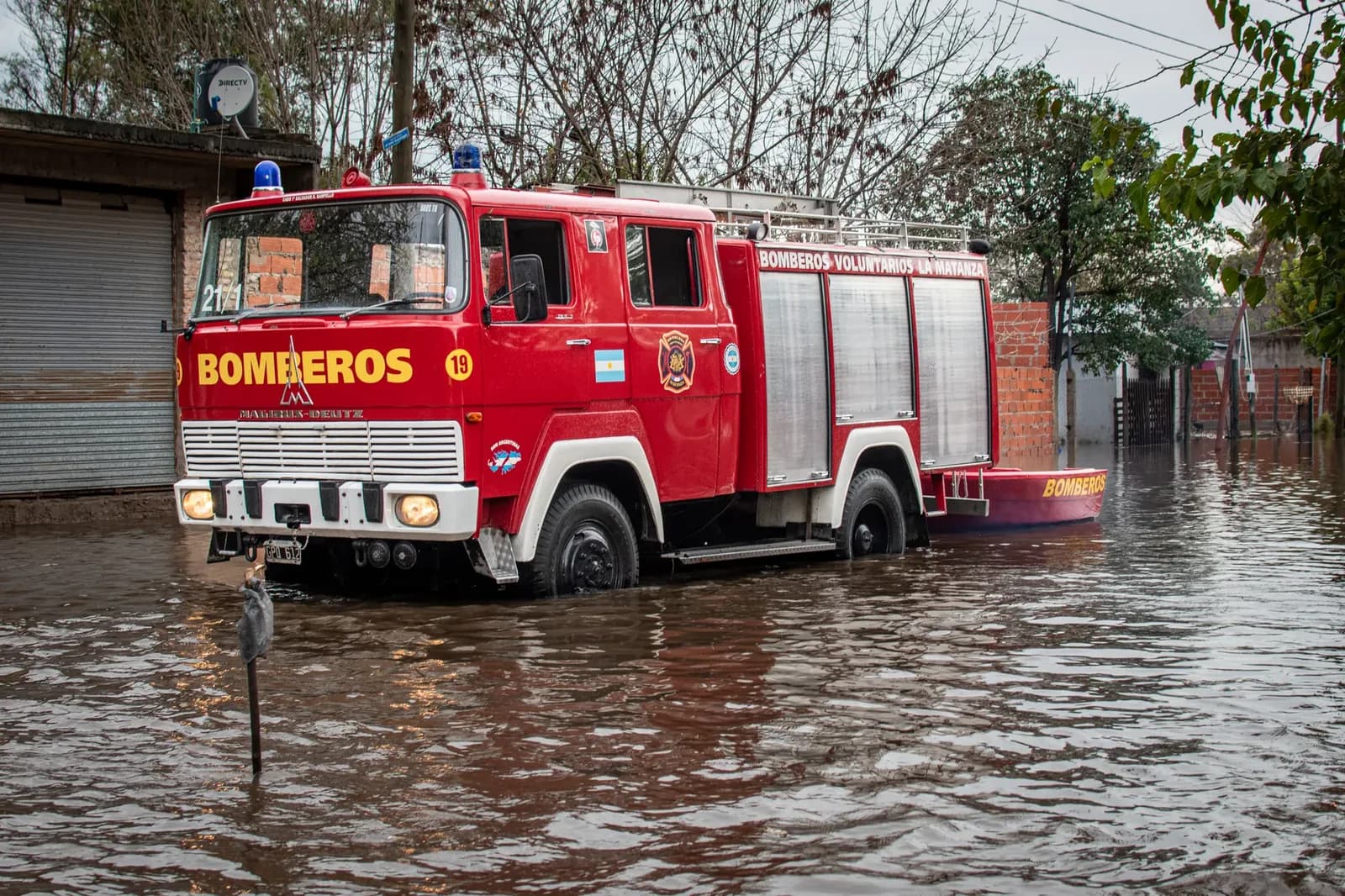 Caballito streets flooded after AySA repair work