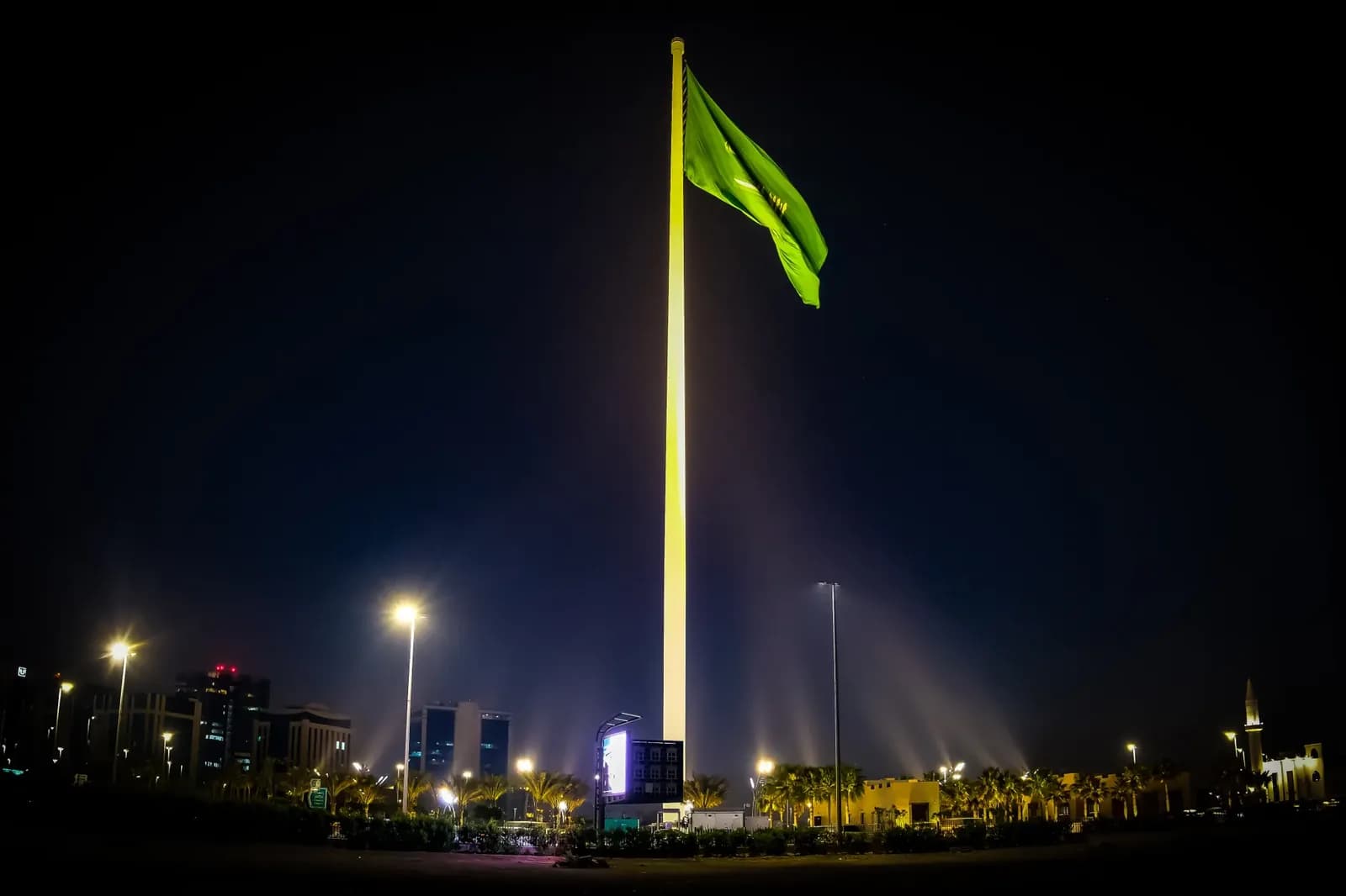 Riyadh Airport Attack Escalates Saudi-Houthi Conflict