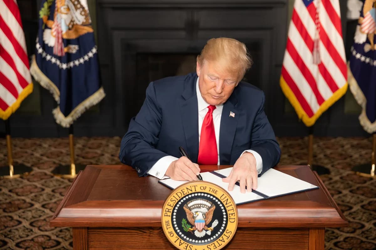 CENTCOM Chief Briefs Trump on Options to Resume Iran Strikes
