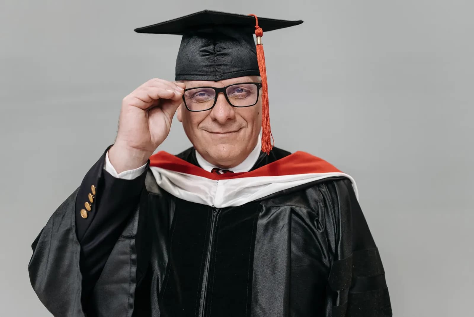 UBA Honors Alejandro Dolina with Honorary Doctorate