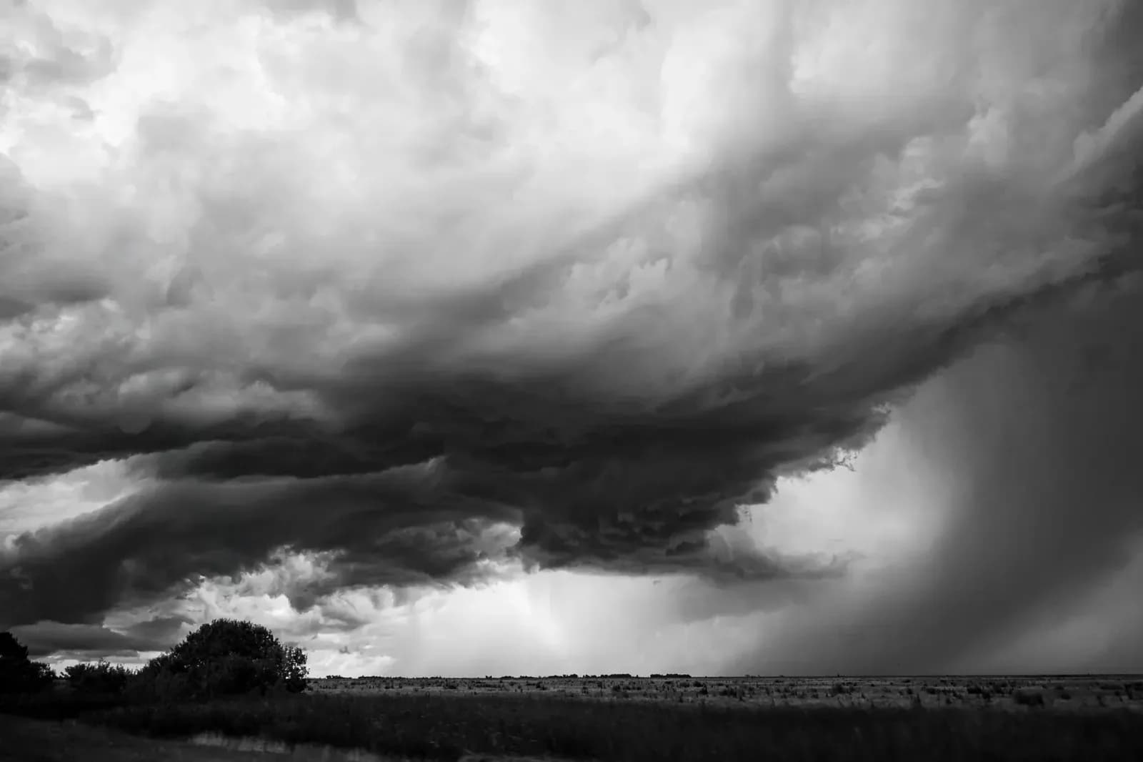 Clima en Buenos Aires: lunes fresco con posibles lluvias nocturnas