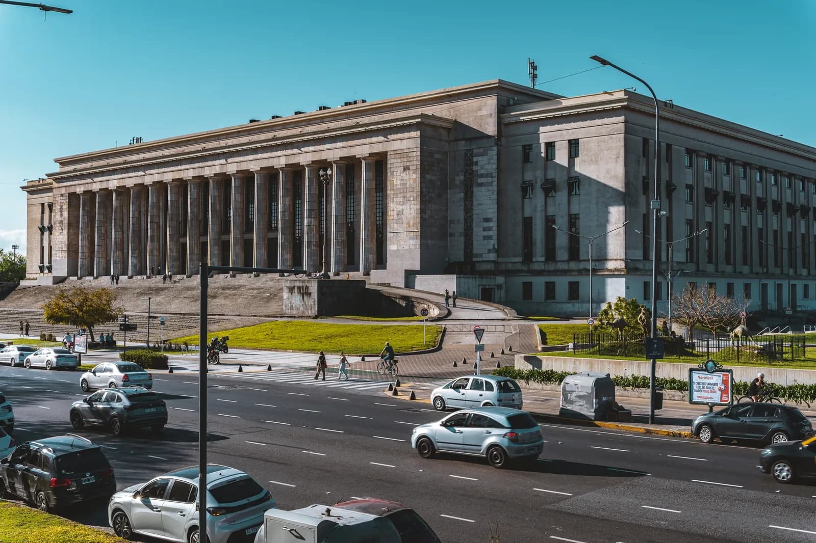 La Corte Suprema convoca a conjueces para debatir la ley de tierras