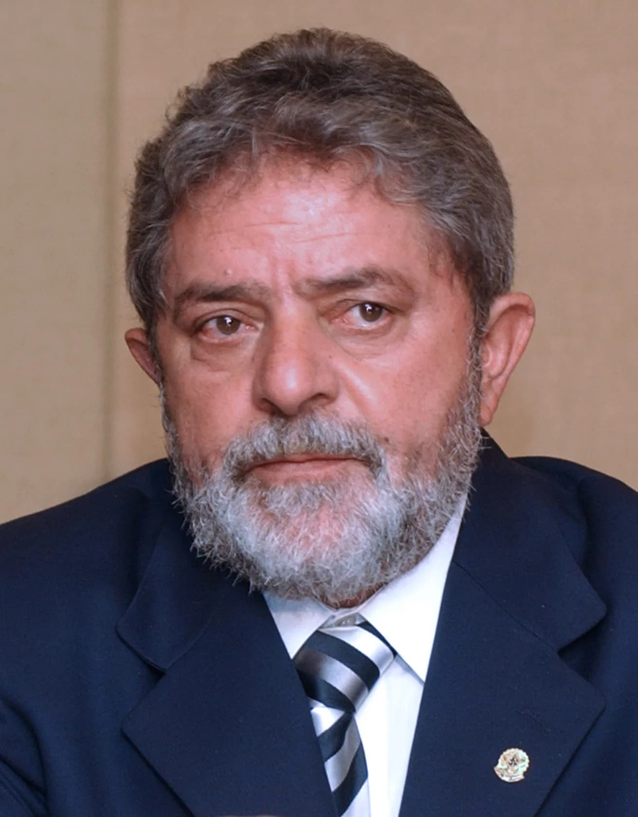 Campaña de Lula acusa a Meta de interferencia electoral a favor de Bolsonaro