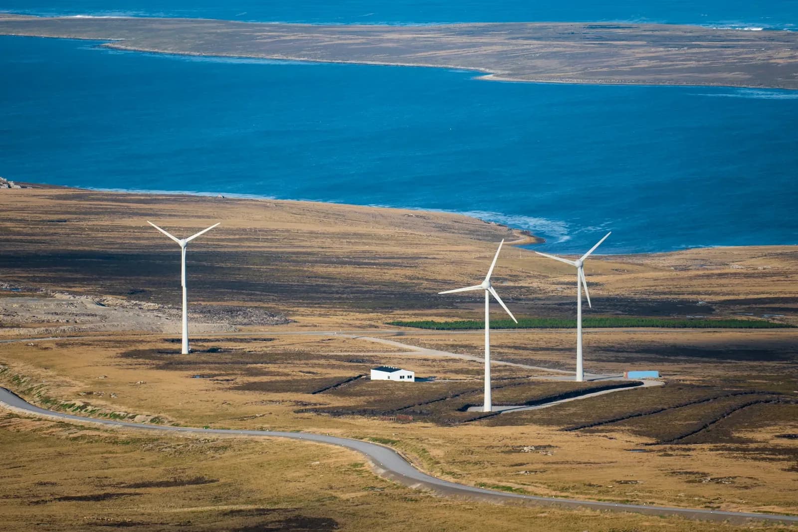 Argentina Files Formal Protest Over UK Oil Licenses in Falklands