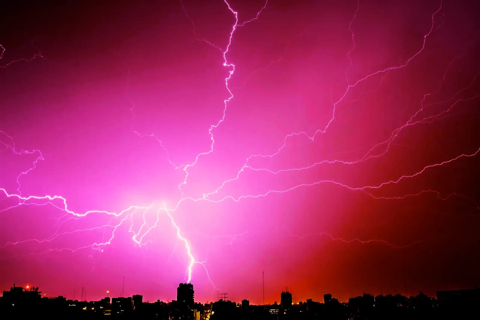 Alerta naranja por tormentas y granizo en Buenos Aires y cinco provincias