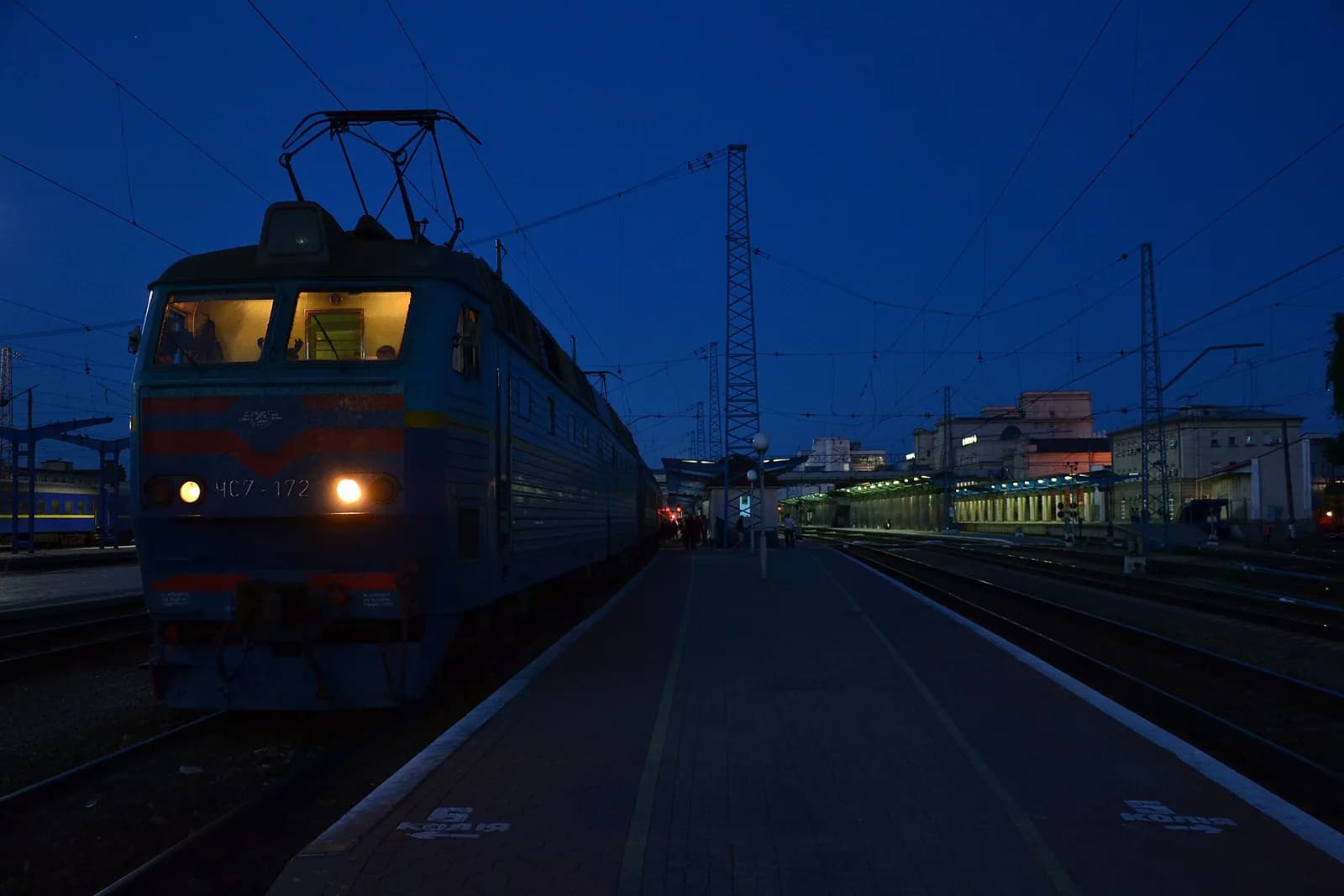 Un dron ruso impacta en la estación de Dnipró y deja al menos 13 muertos