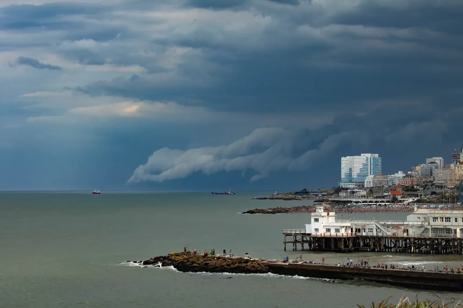 Alerta amarillo por tormentas fuertes y vientos en Buenos Aires