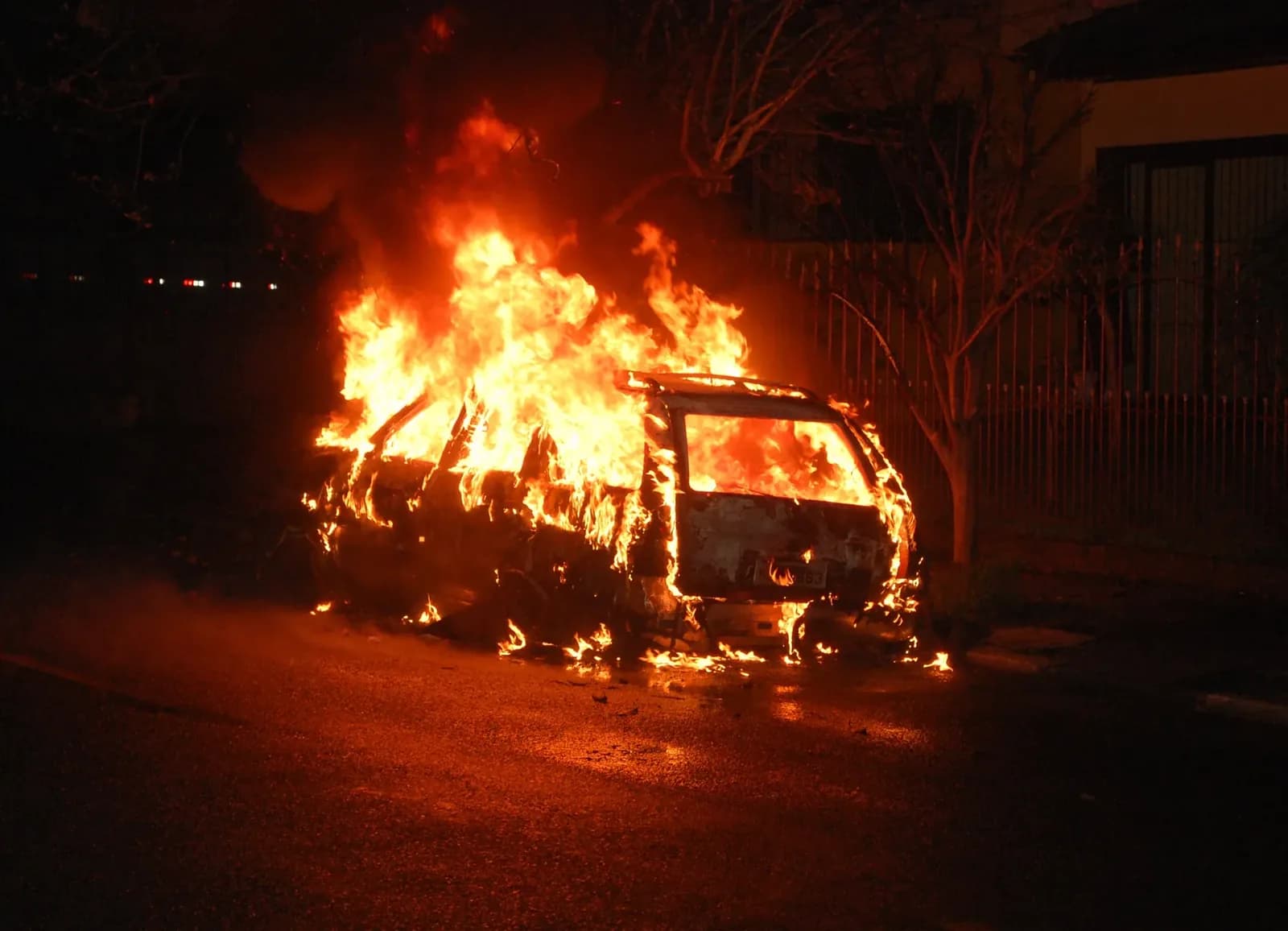 Charred body found in burned car in Posadas