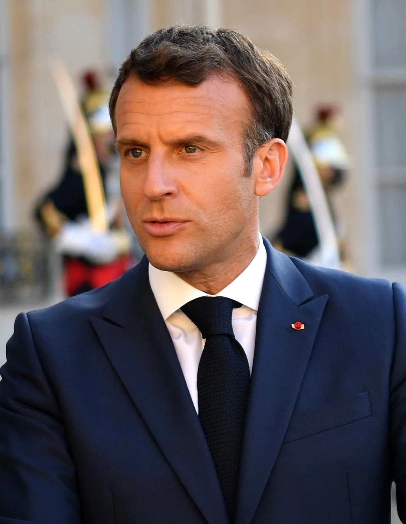 Macron Makes Surprise Riyadh Visit as Houthi Attacks Intensify