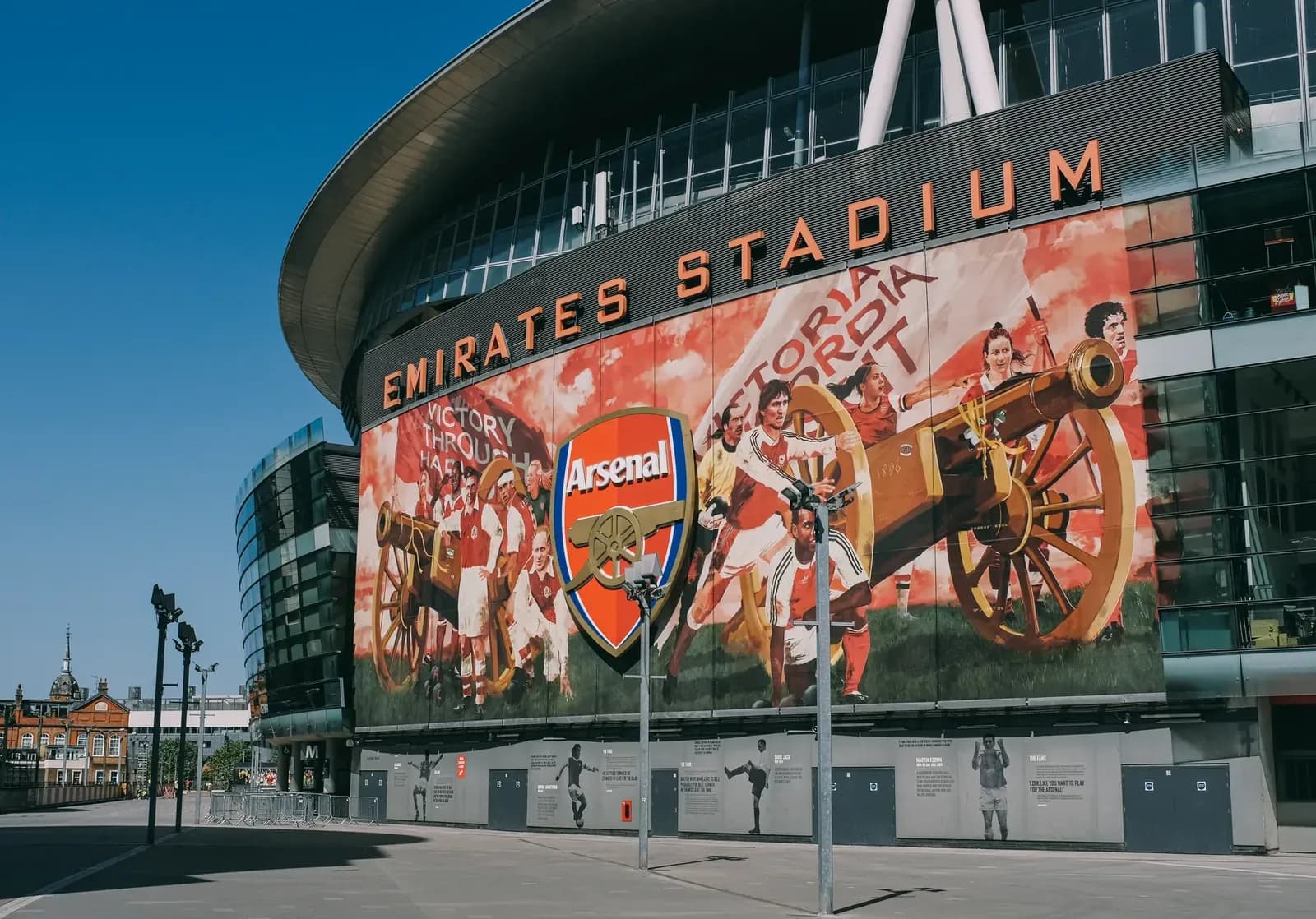Arsenal negocia directamente con el Newcastle por Guimaraes