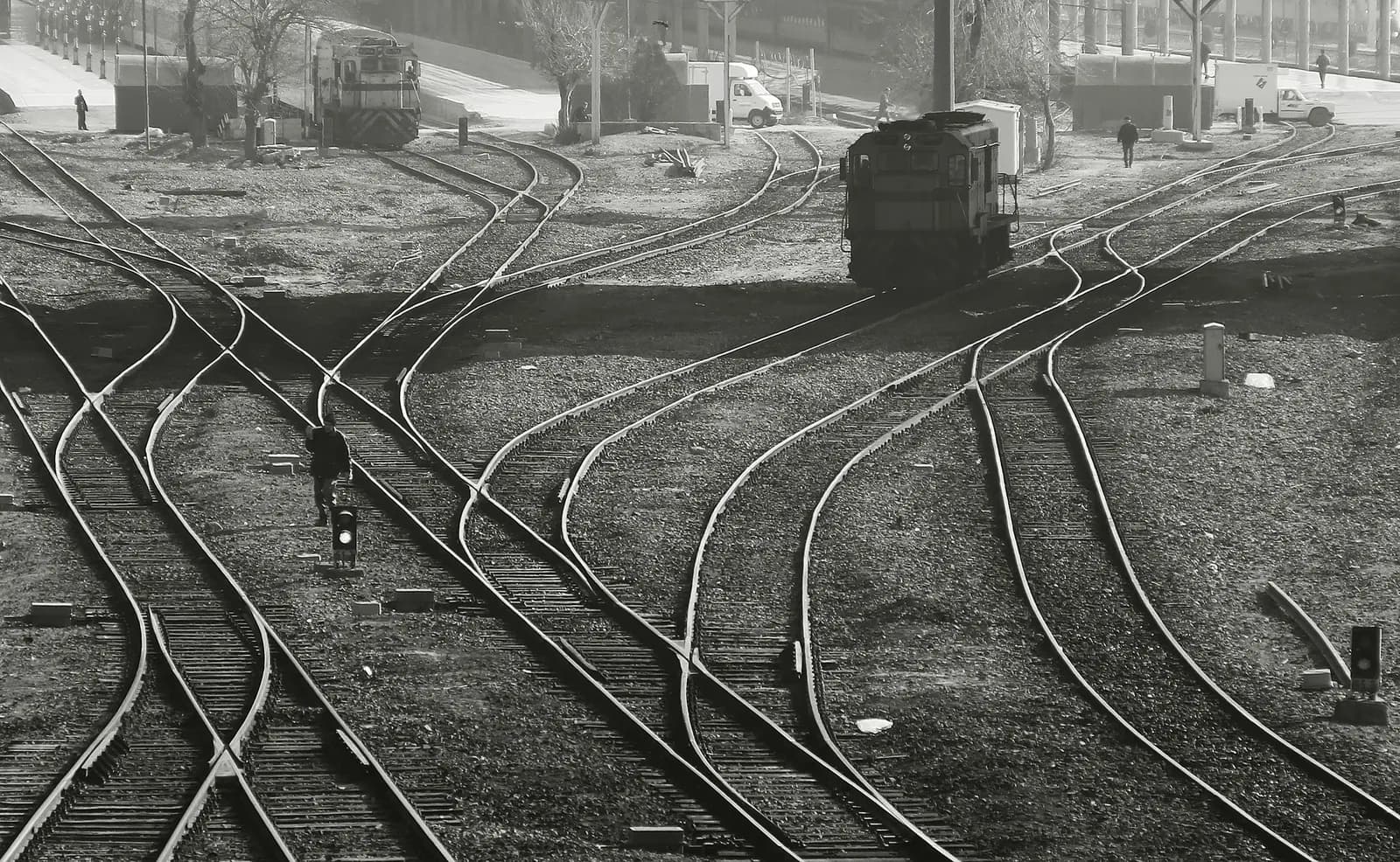 US Widens Iran Sanctions to Auto and Rail Sectors