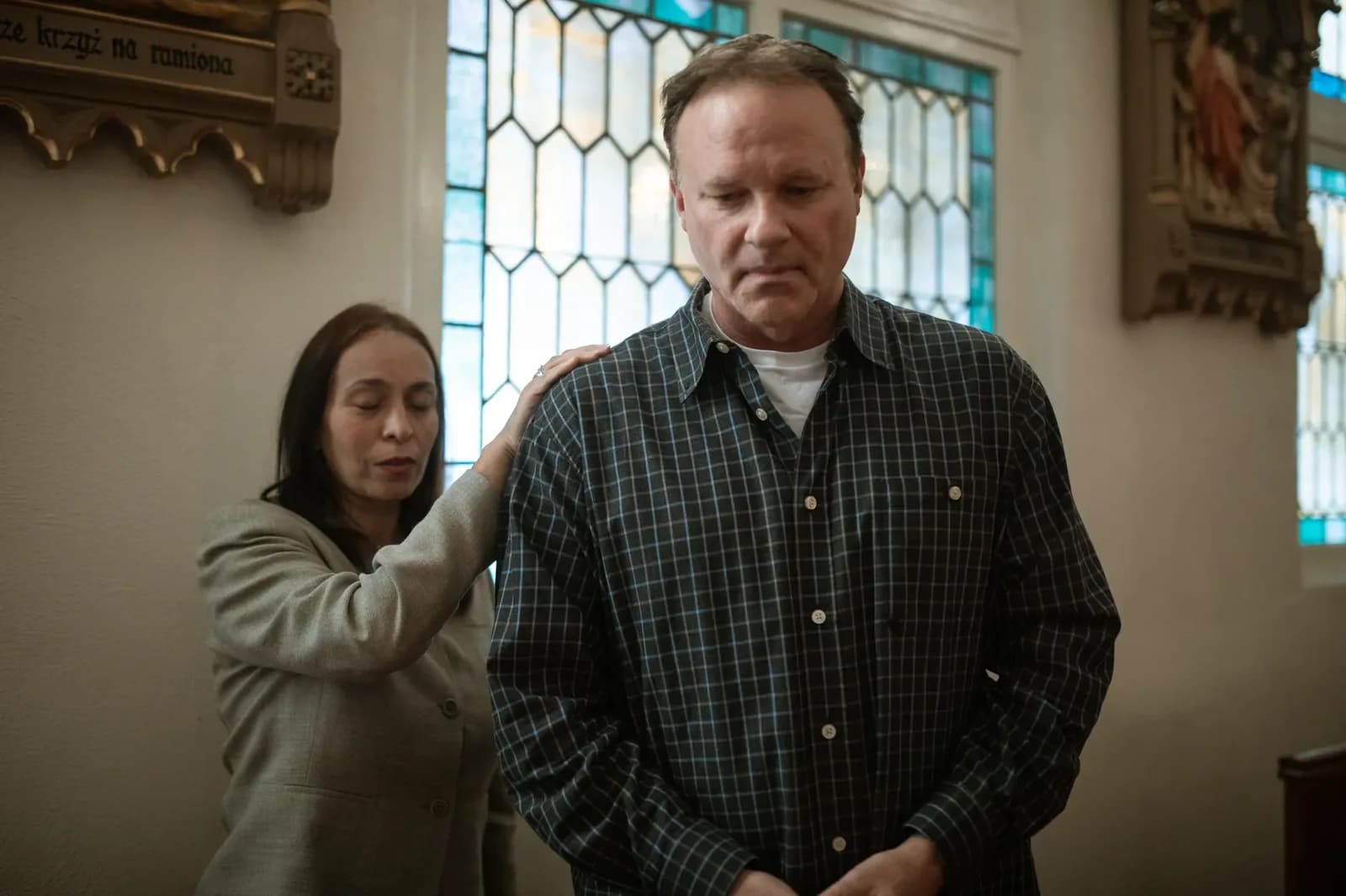 Father Joe Review: Sutherland's Violent Priest