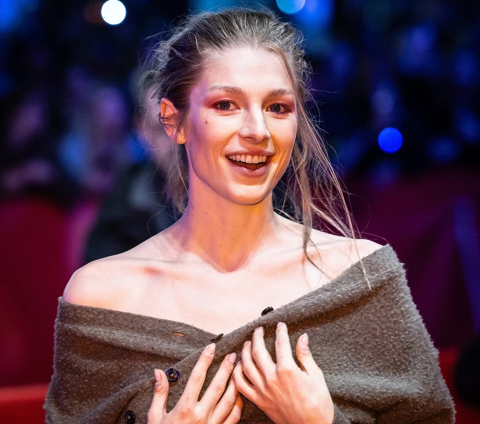 Hunter Schafer revela que se sometió a una cirugía de afirmación de género en diciembre