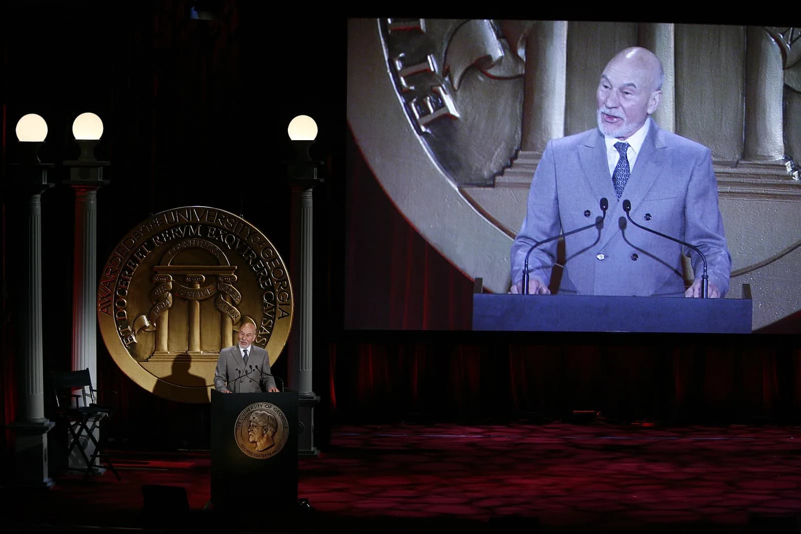 El papel de Patrick Stewart en Dune abrió su camino a Star Trek