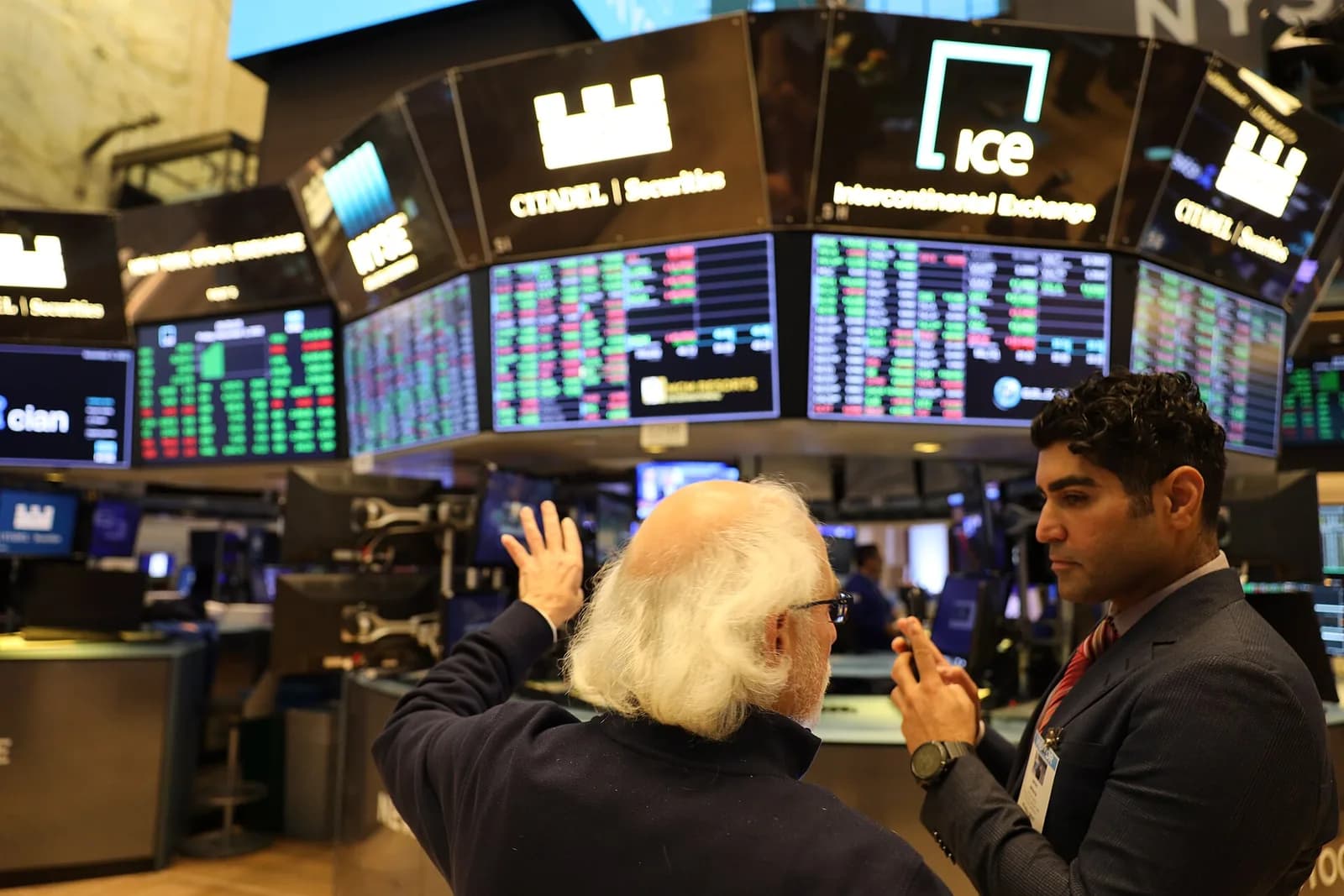 Wall Street Awaits Fed Decision as Stocks Edge Higher