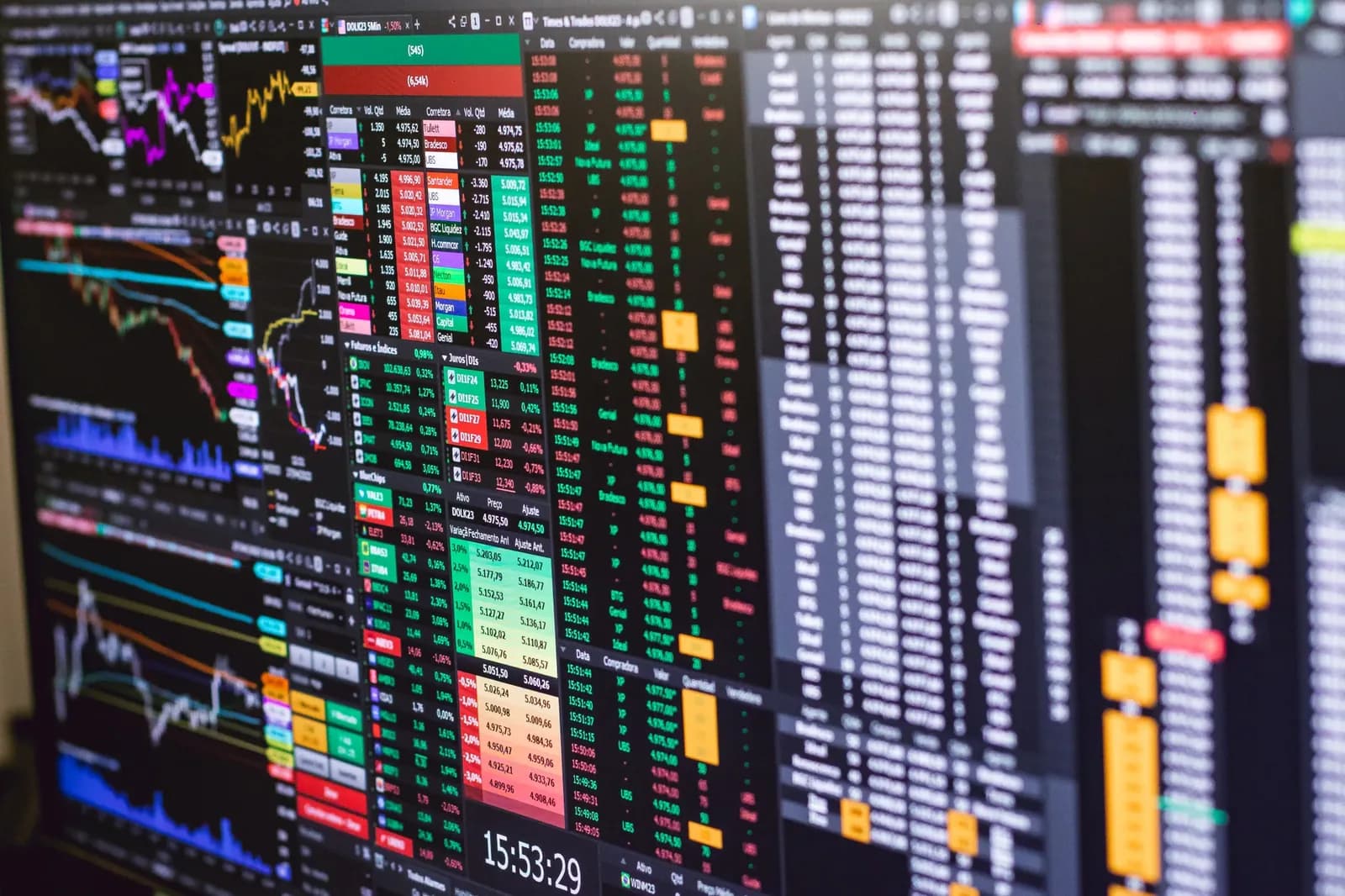 La salida a bolsa de Anthropic impulsa los chips asiáticos y China queda atrás