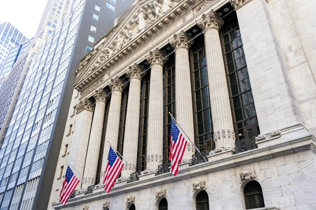 Markets Slide as War Drags On and Yields Climb