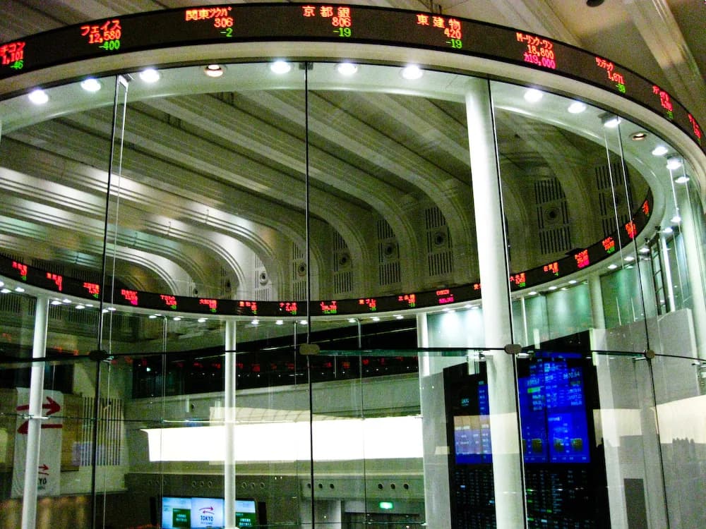Global Stocks Steady as Chipmakers Rebound Before US CPI