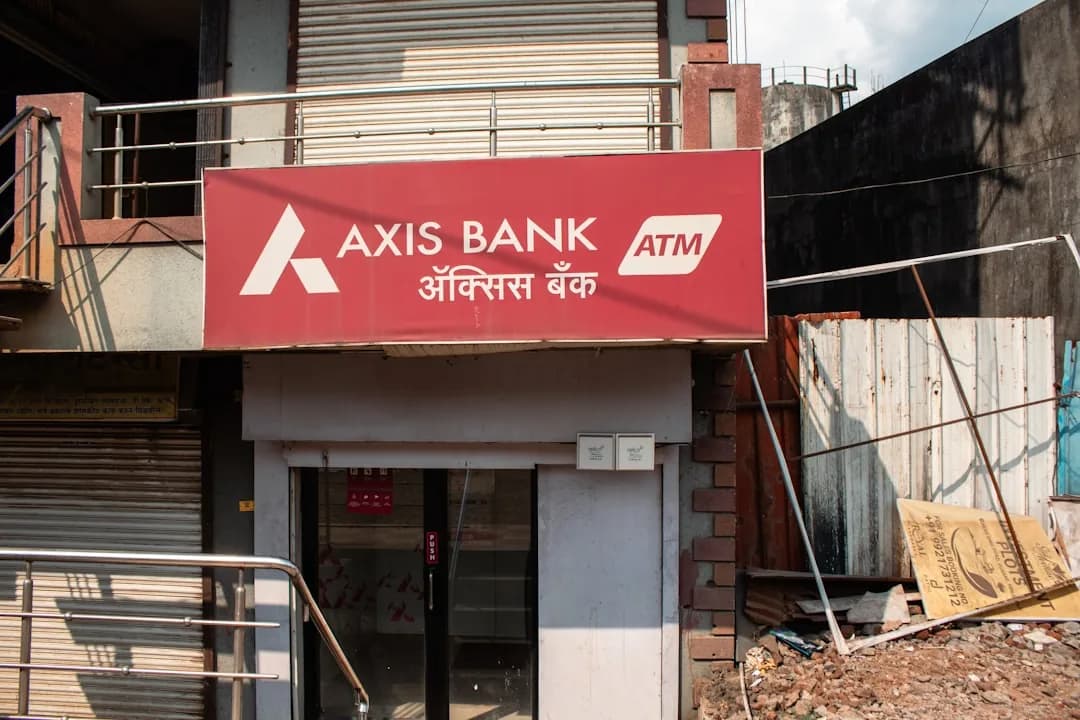 Axis Bank CEO Predicts Rate Hike by December