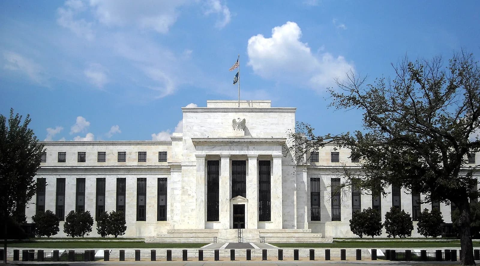Inflation Surprise Lifts Odds of October Fed Rate Hike