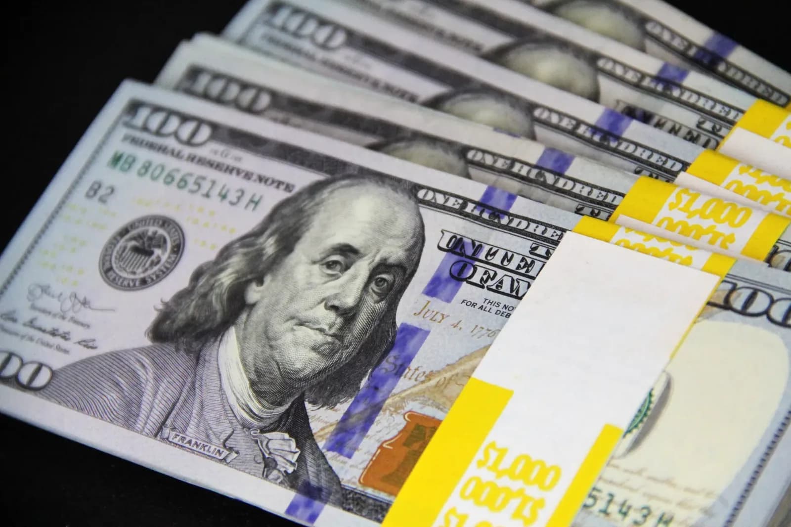 US 10-Year Treasury Yield Breaches 5% as Global Bond Sell-Off Deepens