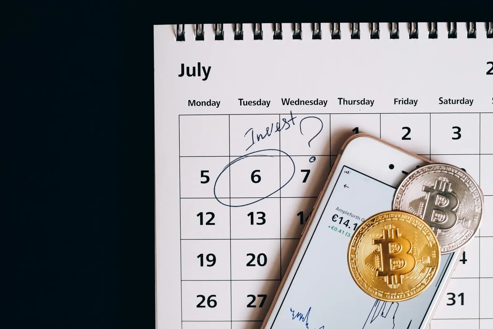 Bitcoin sube mientras caen las probabilidades de alza de tasas