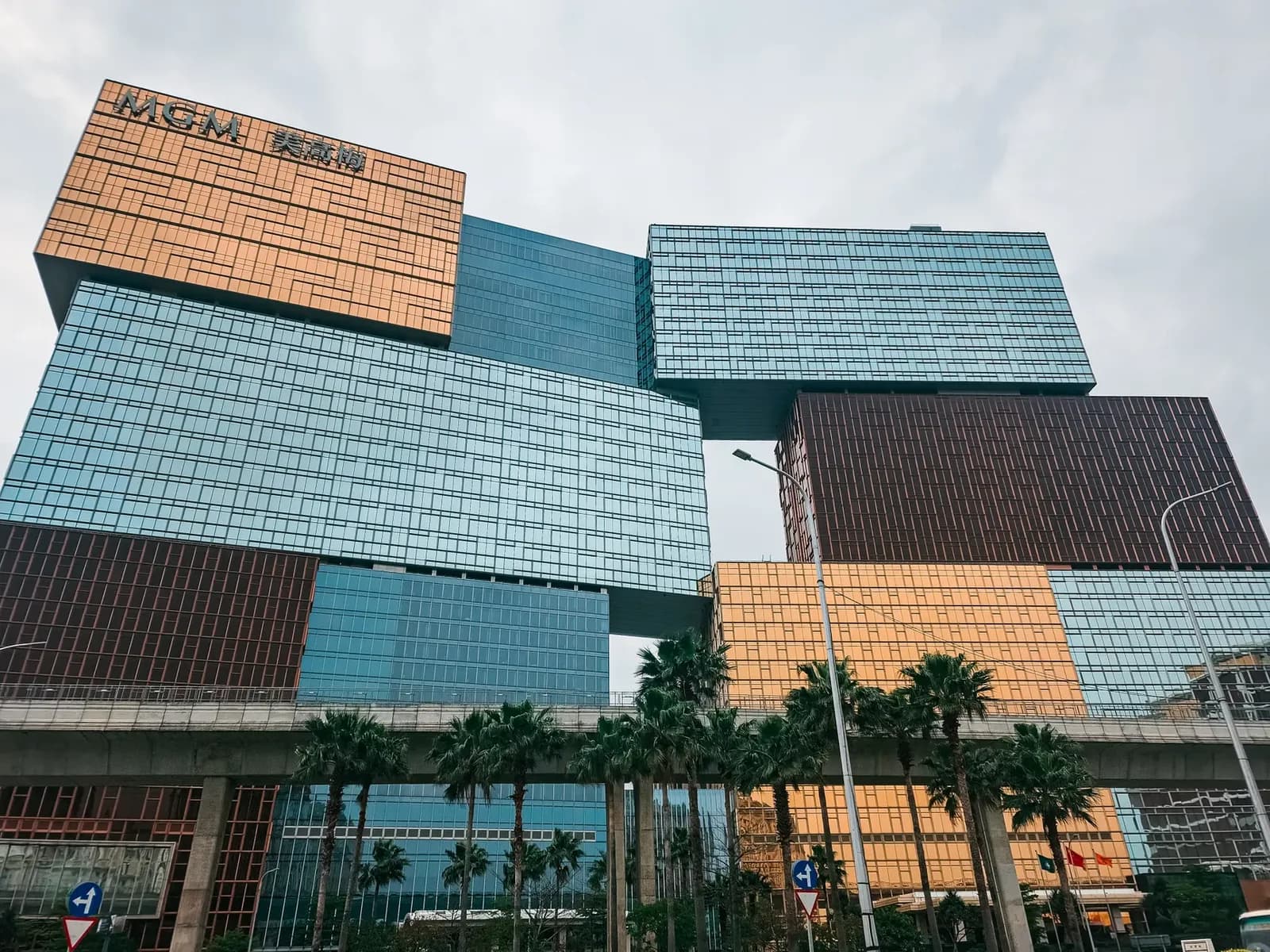 People Inc. Ends Bid to Acquire MGM