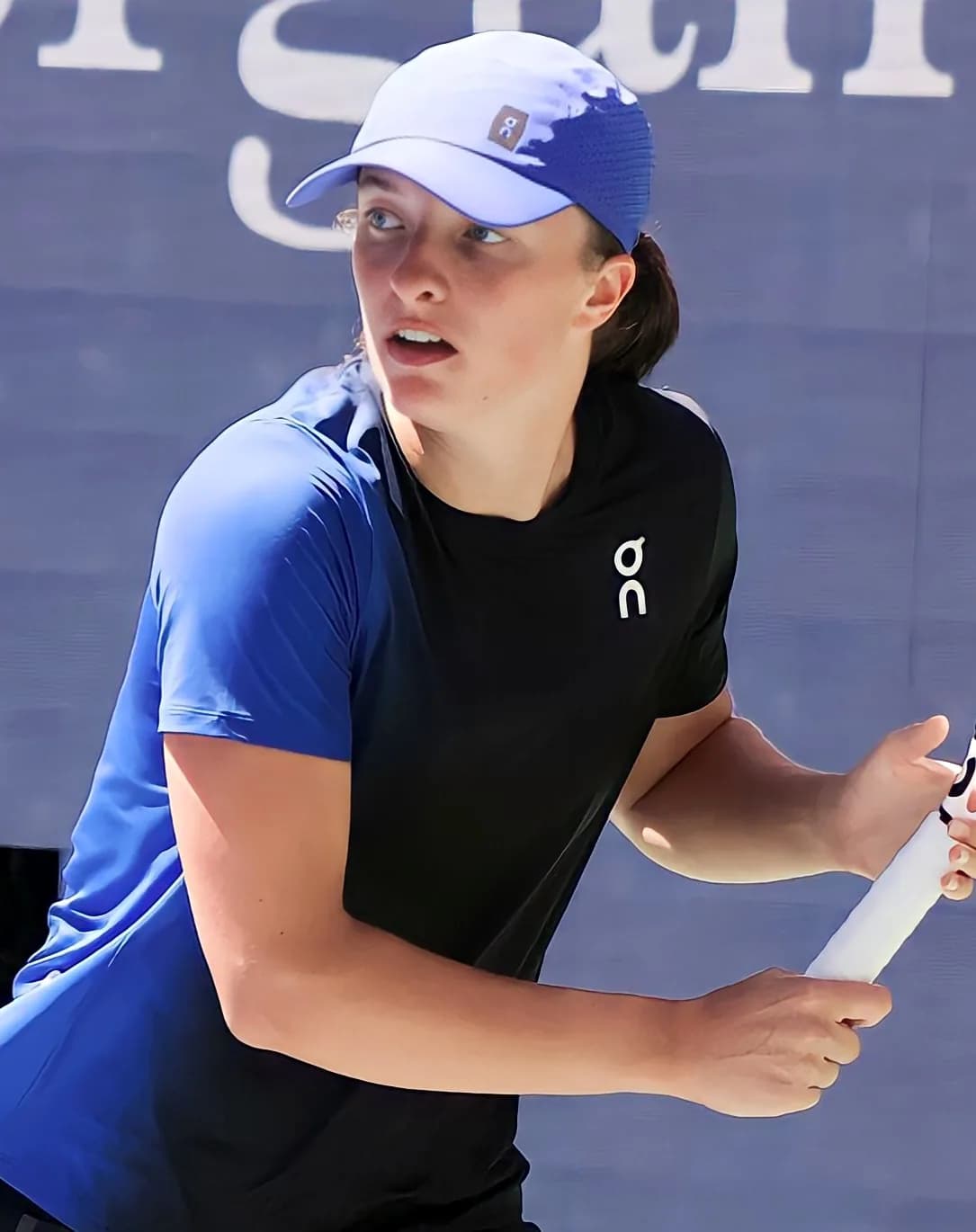 Swiatek Withdraws in Ningbo, WTA Finals Bid in Doubt