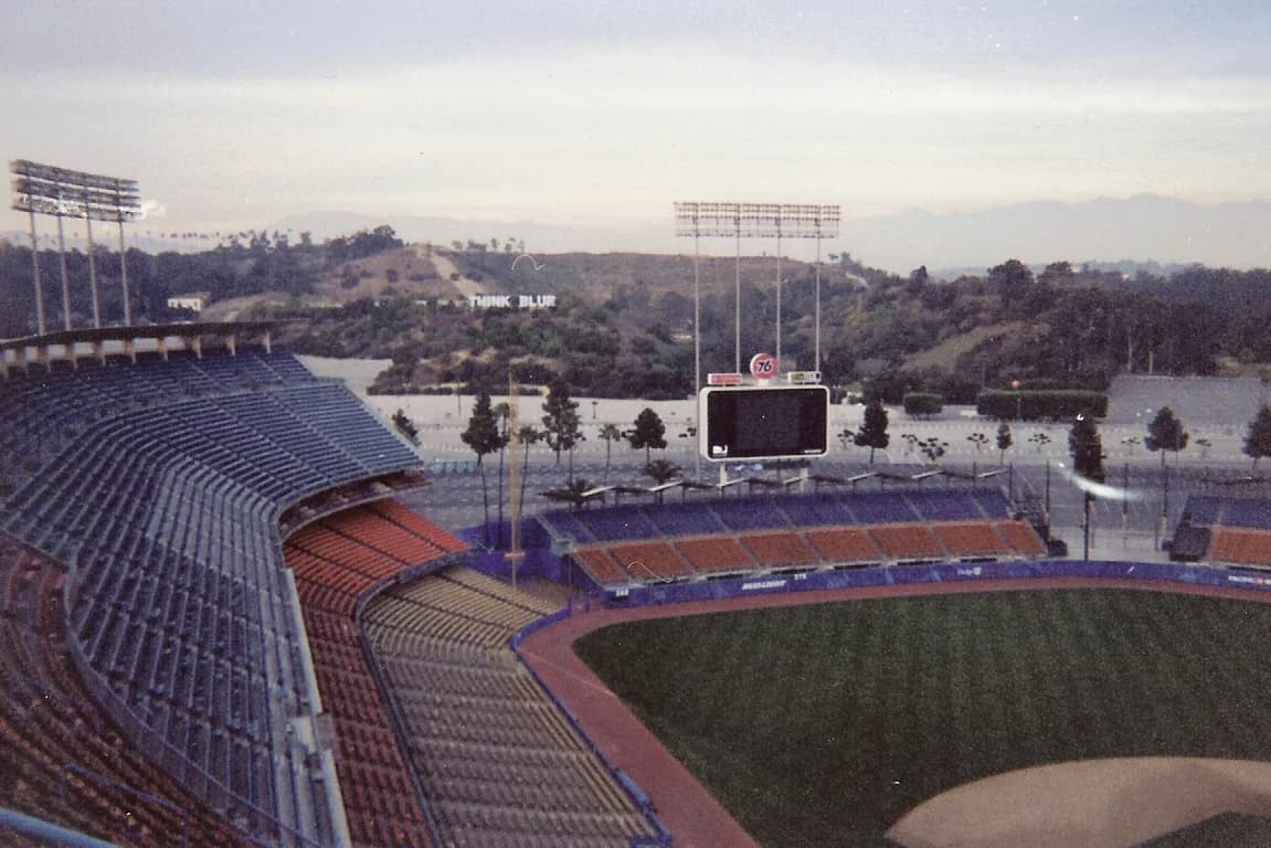 Dodgers favored for 2027 title despite Brewers' 2026 dominance