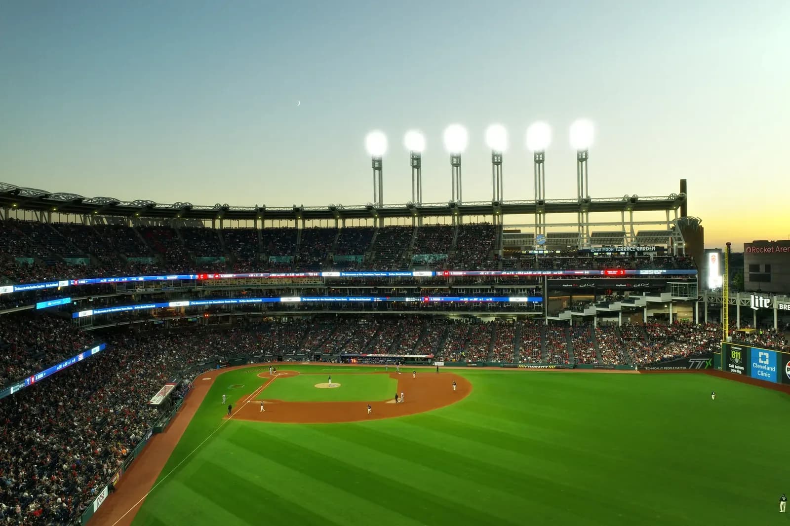 White Sox and Guardians Meet in ALDS for First Time