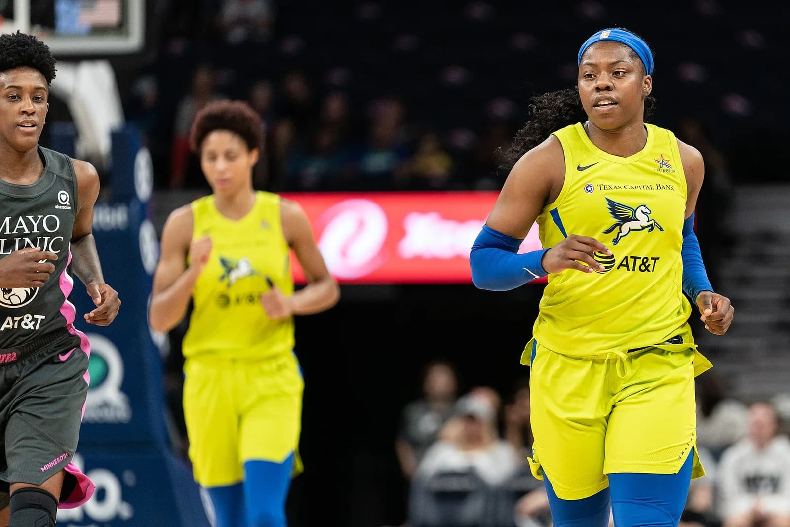 Ogunbowale's 45-point WNBA playoff record forces Game 3