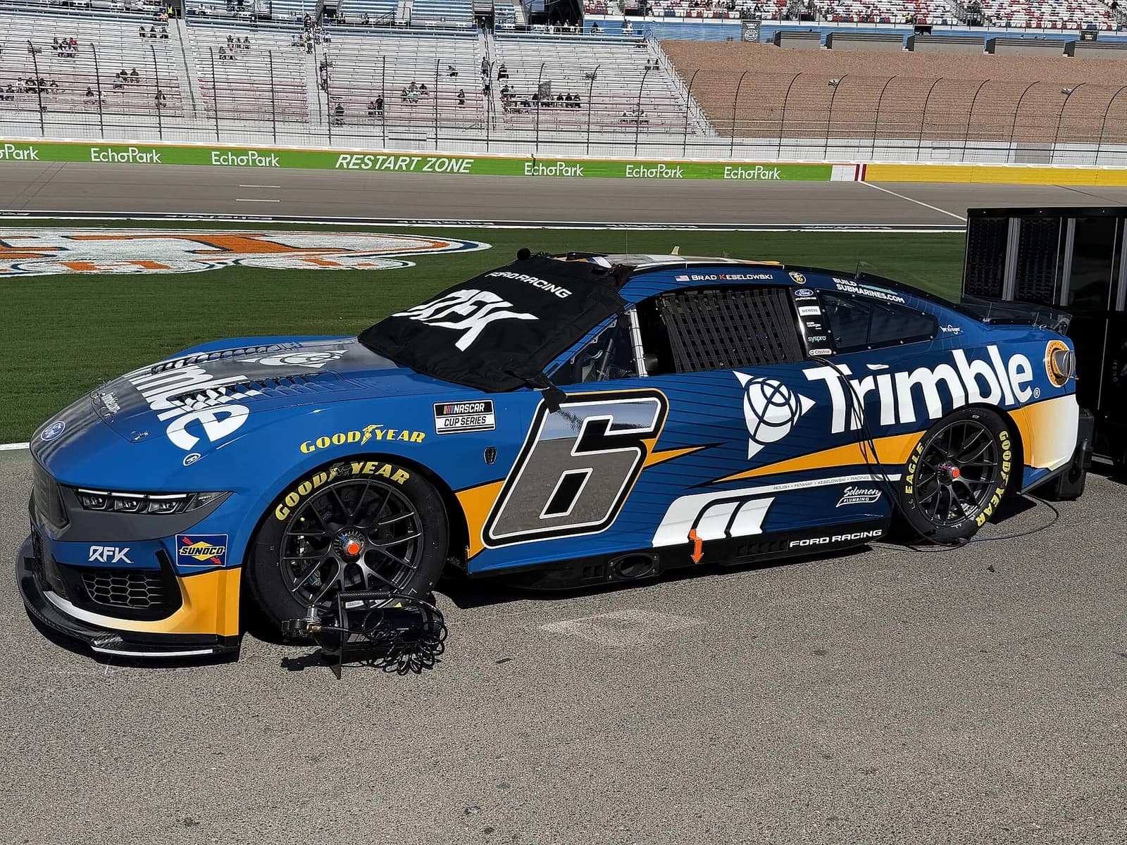 Brad Keselowski dejará RFK Racing tras la temporada 2026