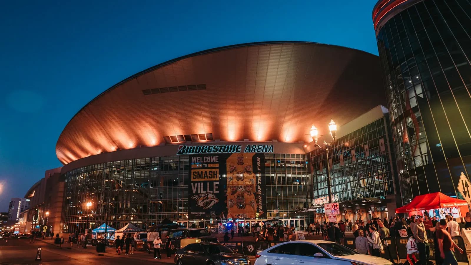 Los Predators arrollan 6-2 a los Avalanche con dos goles de O'Reilly y Stamkos
