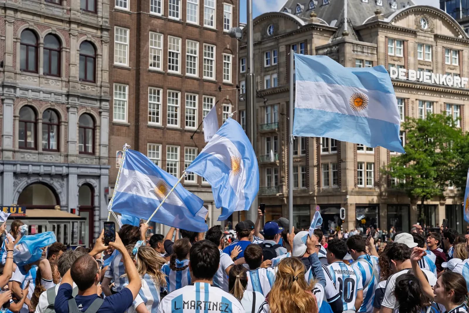 Martinez Vows Argentina Will Savour Messi's Home Farewell