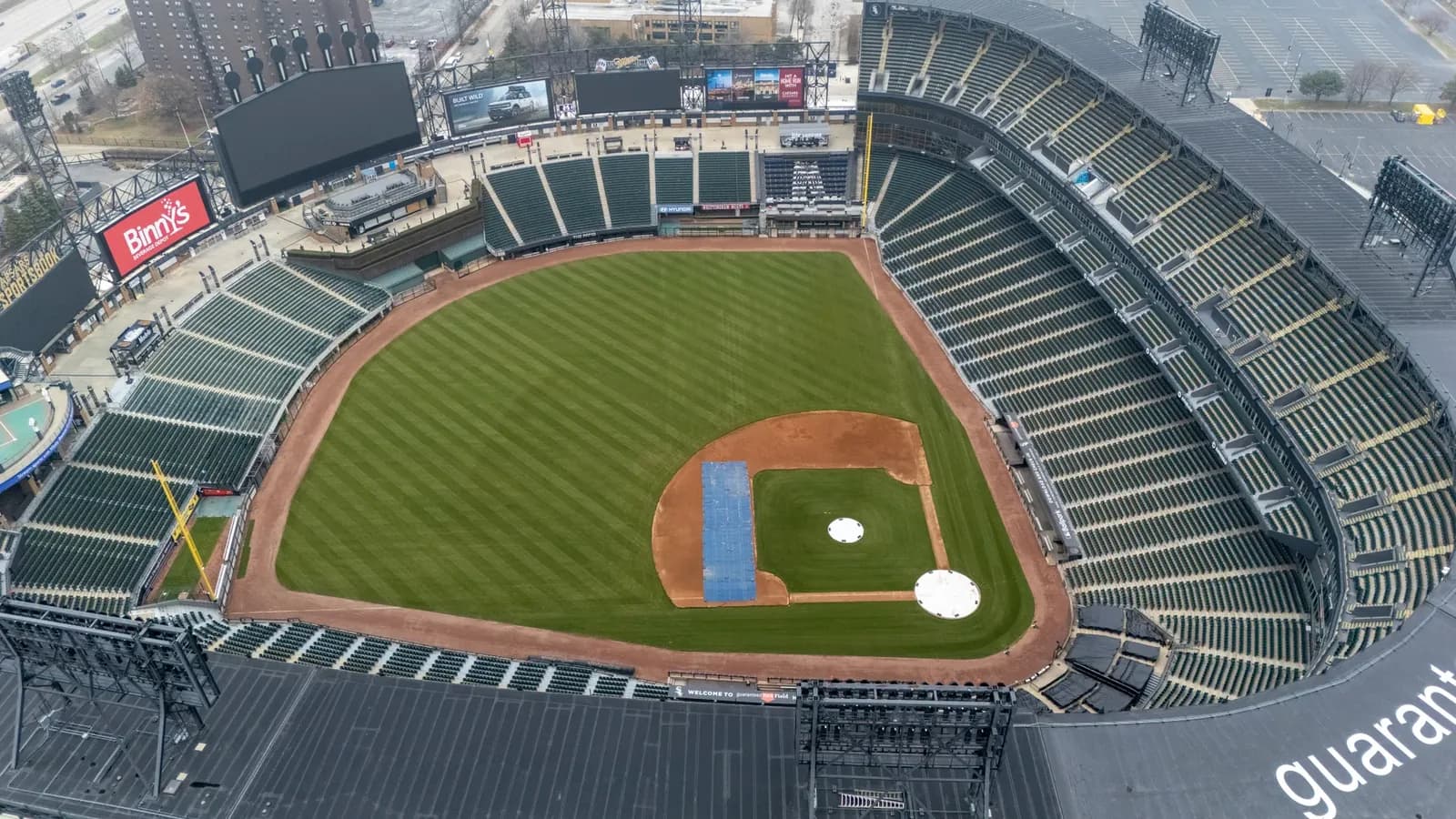 White Sox and Rays Take 2-0 ALDS Leads